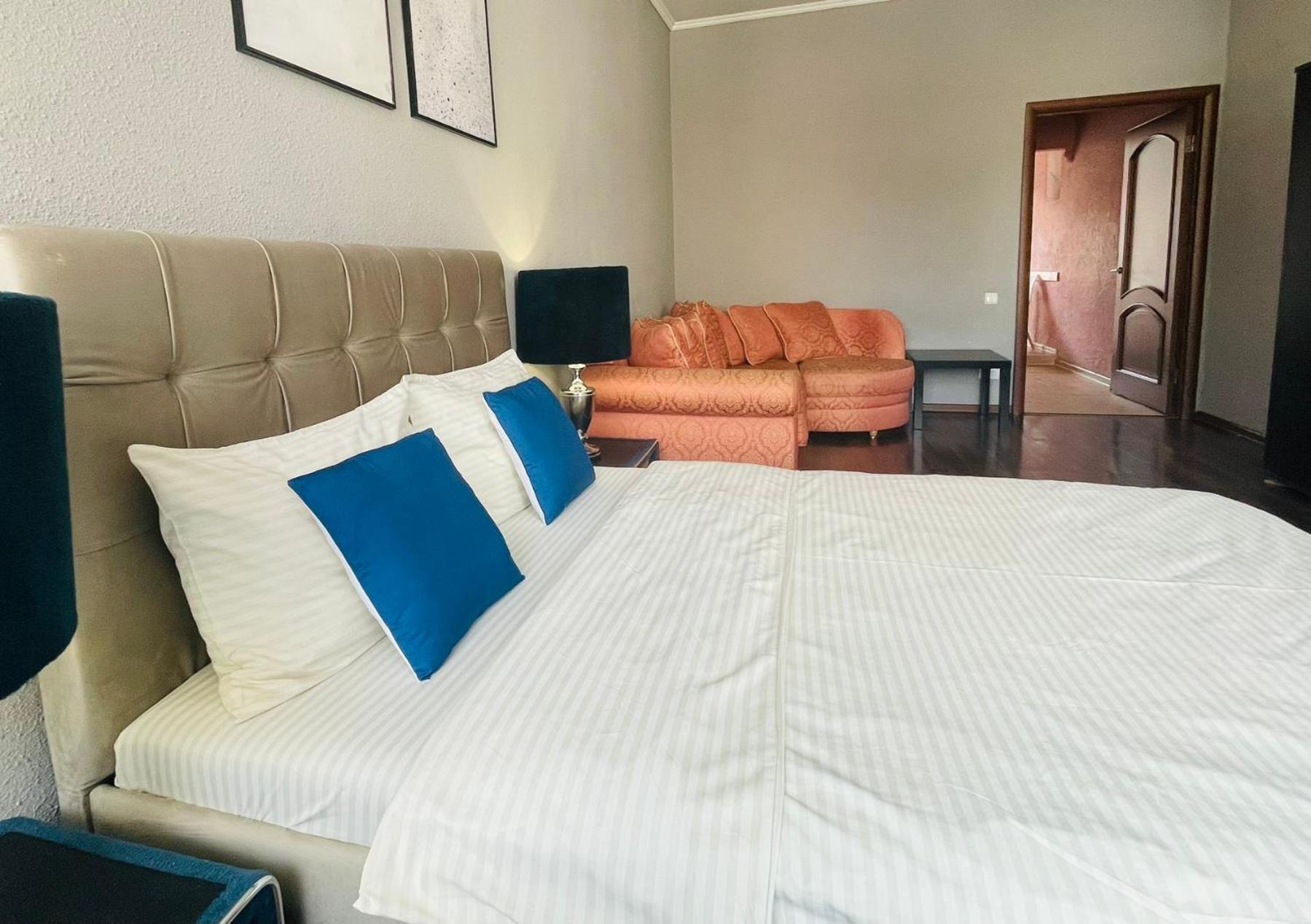 Apartament Куліша 41, Помешкання В Центрі Біля Тц Форум Lwów Zewnętrze zdjęcie